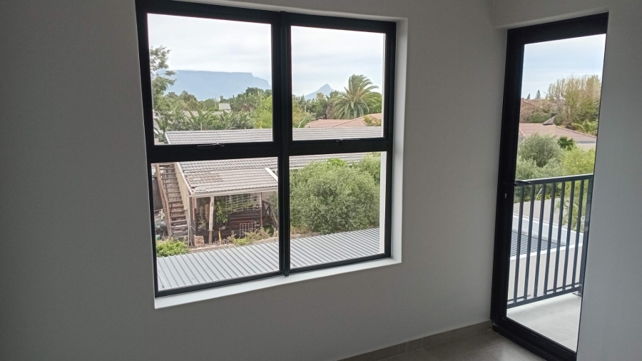 2 Bedroom Property for Sale in Table View Western Cape